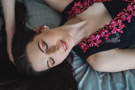 Ženský portrét / Boudoir